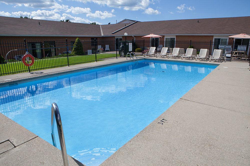 Super 8 By Wyndham Port Elgin Hotel Exterior foto
