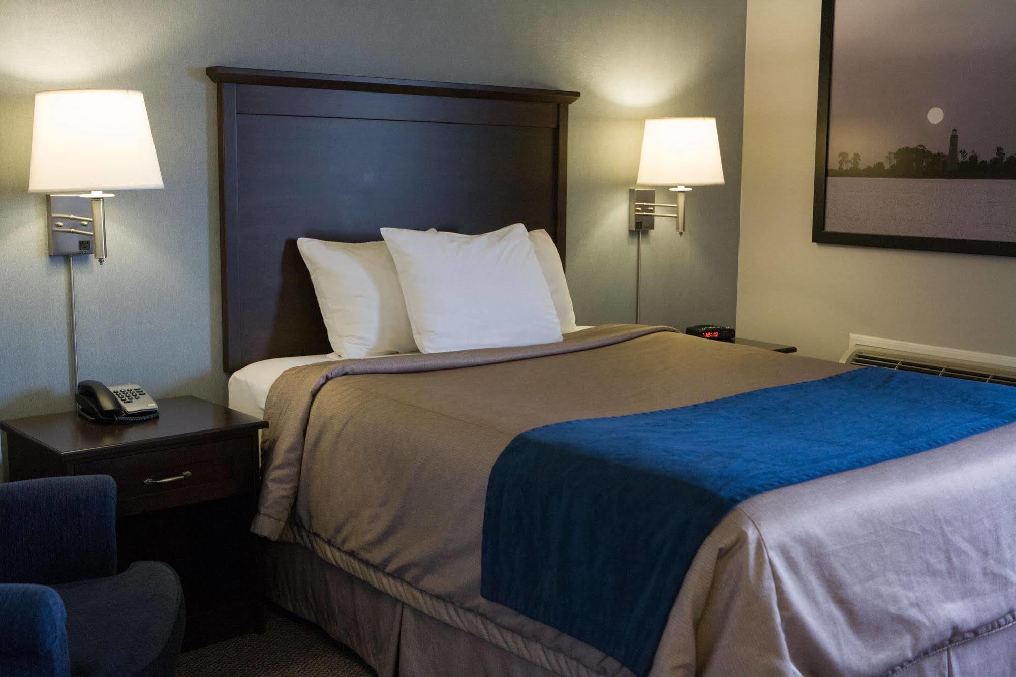 Super 8 By Wyndham Port Elgin Hotel Exterior foto