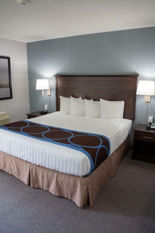 Super 8 By Wyndham Port Elgin Hotel Exterior foto